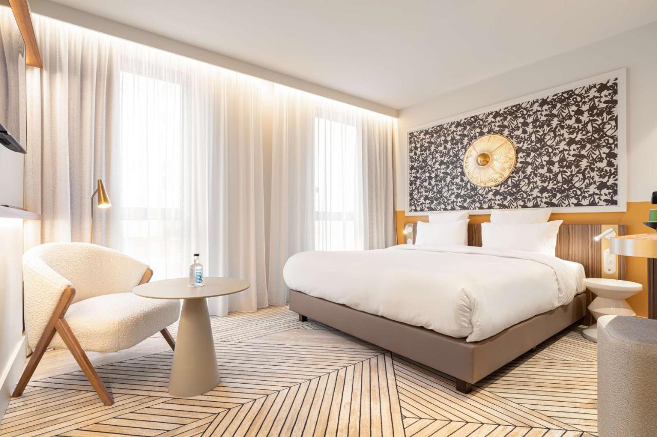 Hotel Yac Paris Clichy, A Member Of Radisson Individuals Dış mekan fotoğraf
