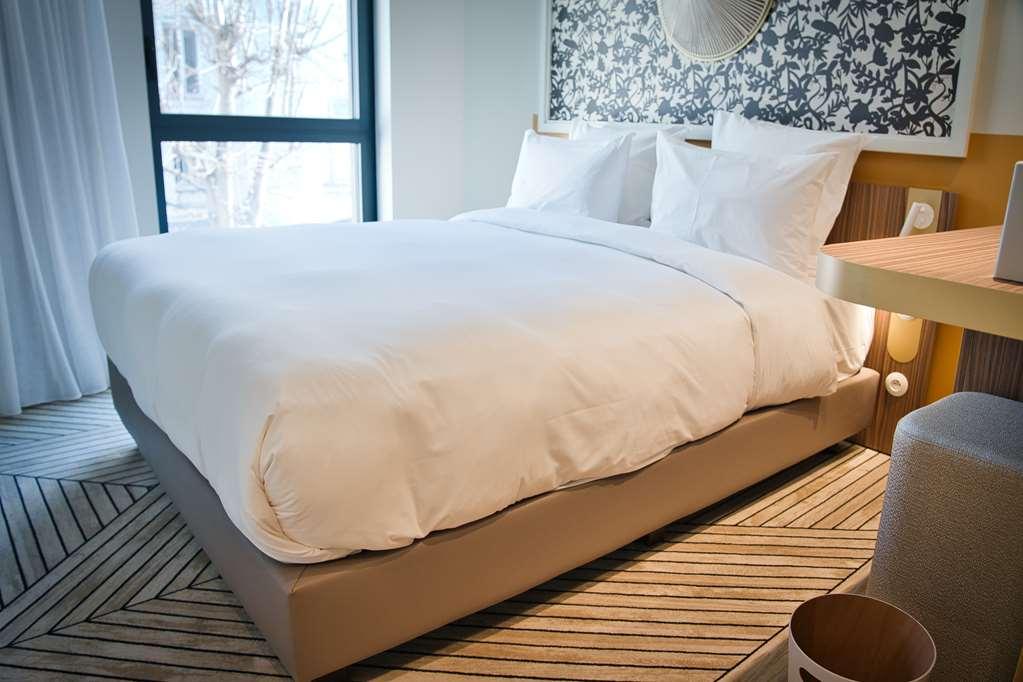 Hotel Yac Paris Clichy, A Member Of Radisson Individuals Oda fotoğraf