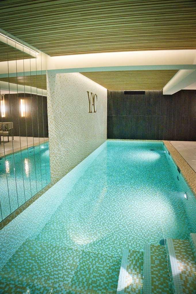 Hotel Yac Paris Clichy, A Member Of Radisson Individuals Dış mekan fotoğraf
