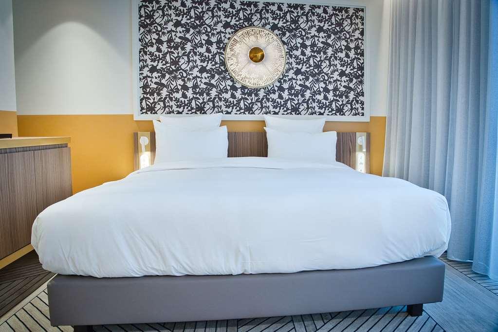 Hotel Yac Paris Clichy, A Member Of Radisson Individuals Oda fotoğraf