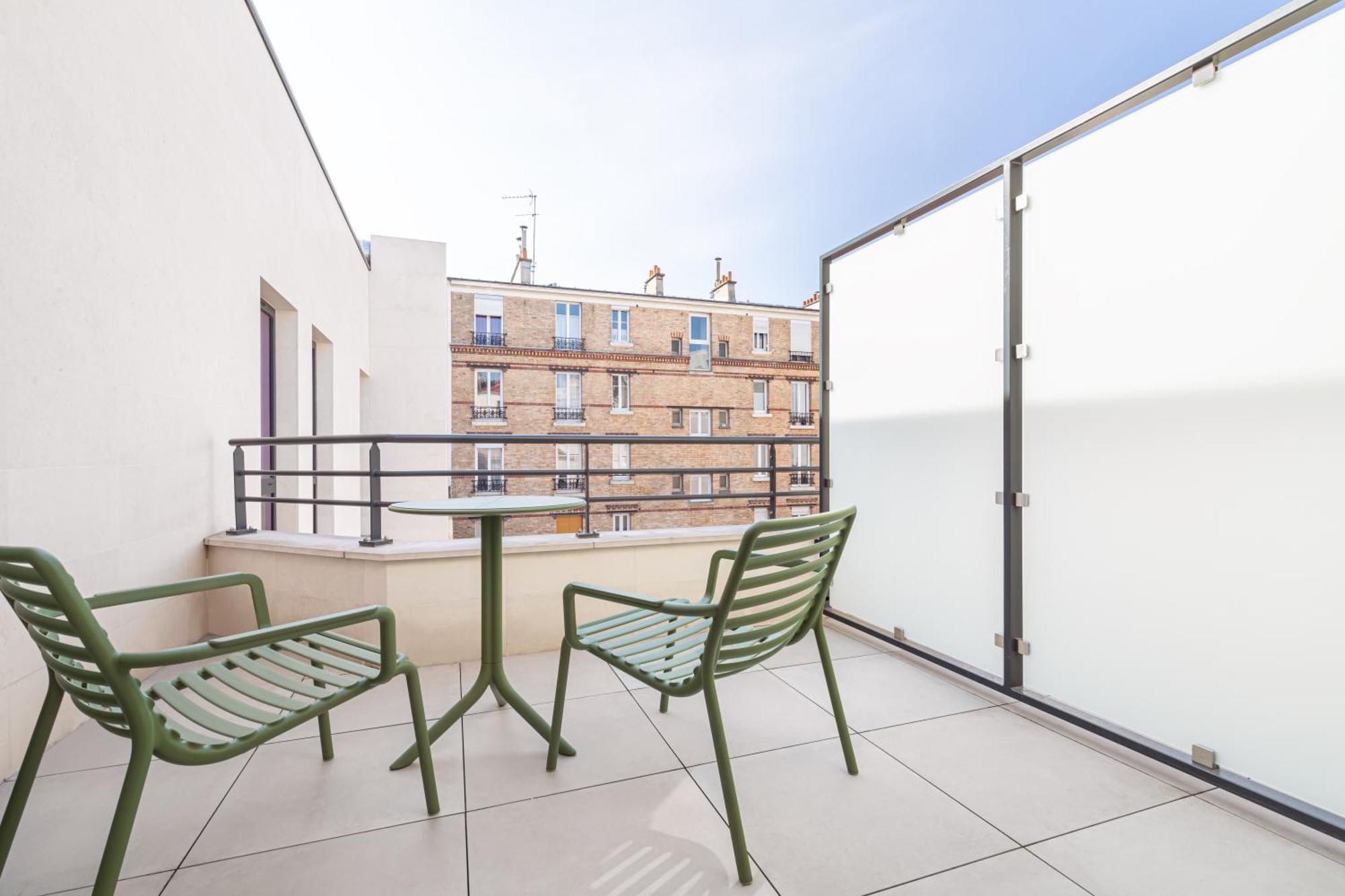 Hotel Yac Paris Clichy, A Member Of Radisson Individuals Dış mekan fotoğraf
