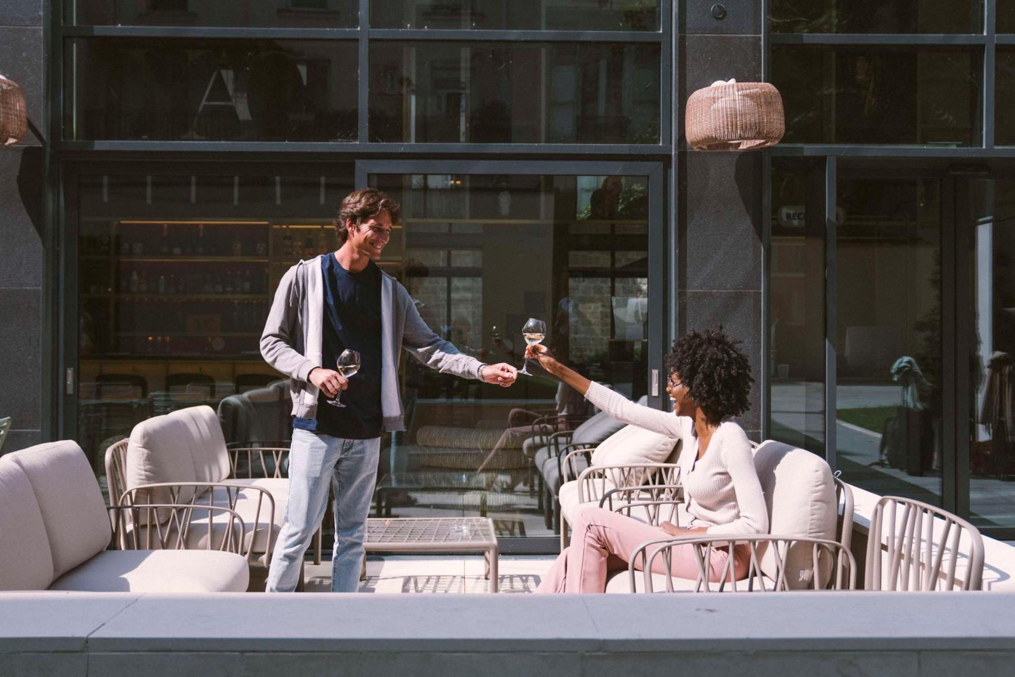 Hotel Yac Paris Clichy, A Member Of Radisson Individuals Dış mekan fotoğraf